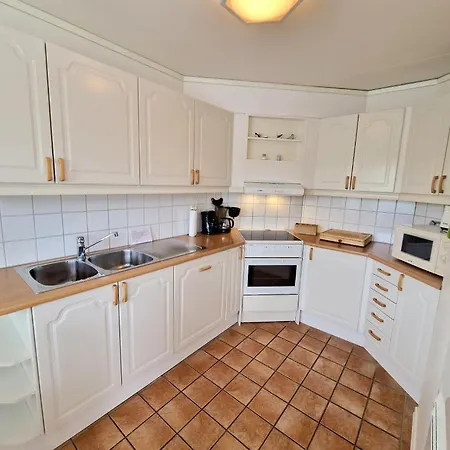 Holiday home Reihenhaus Gruener Weg *